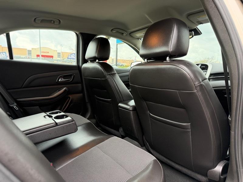 Chevrolet MALIBU 1LT  2015