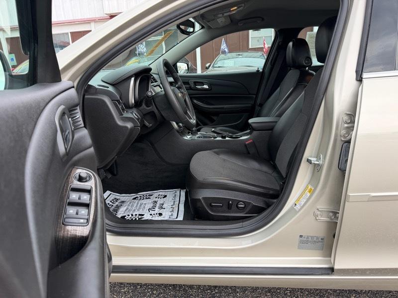 Chevrolet MALIBU 1LT  2015