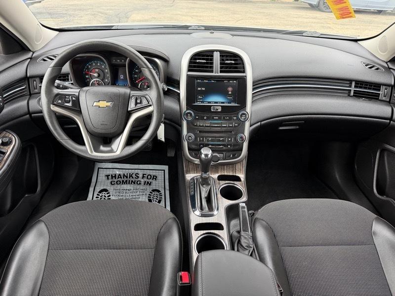 Chevrolet MALIBU 1LT  2015