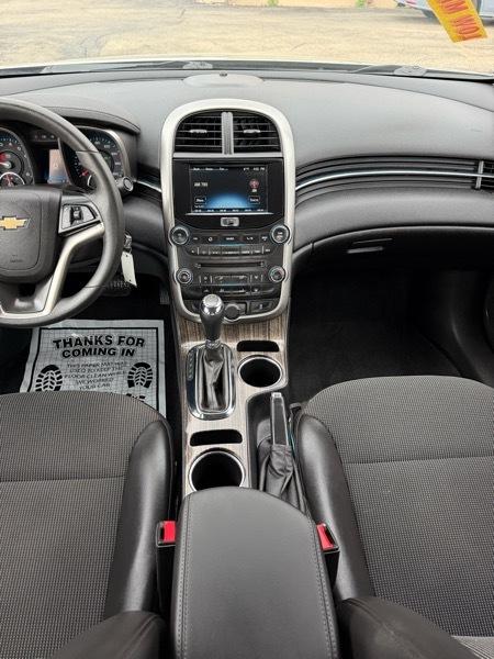 Chevrolet MALIBU 1LT  2015