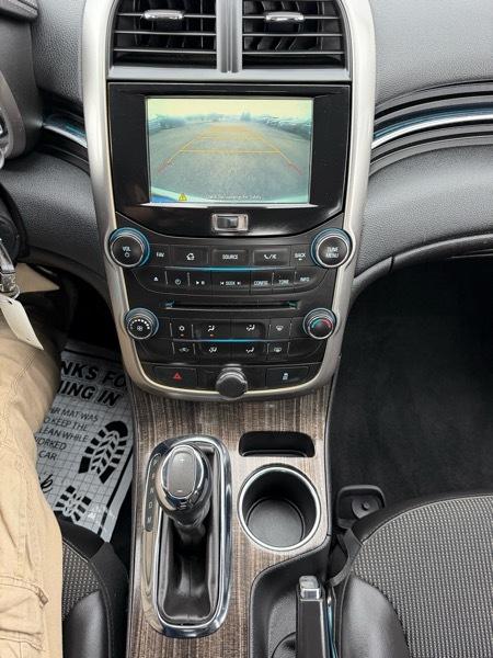 Chevrolet MALIBU 1LT  2015