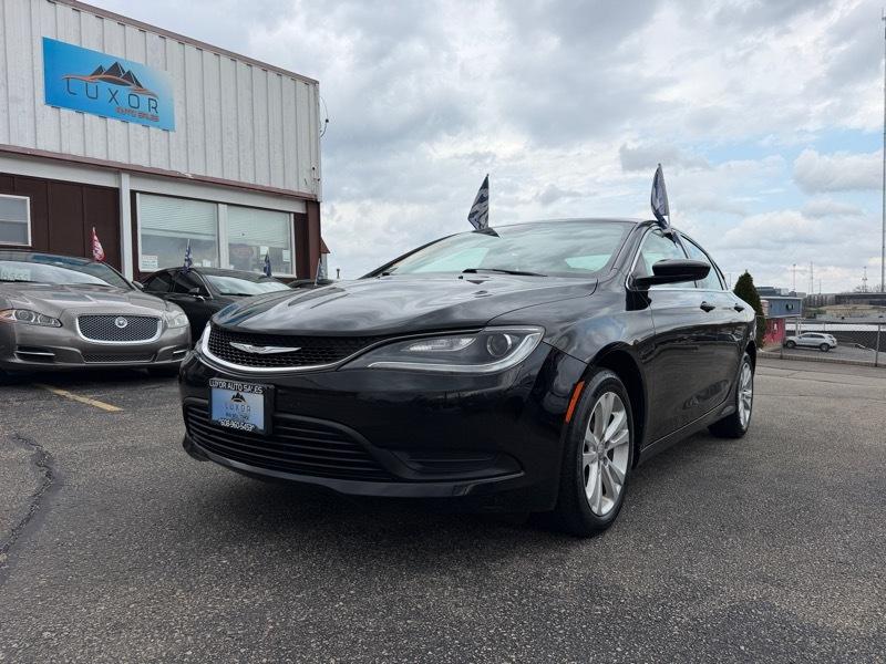 Chrysler 200 LX  2017