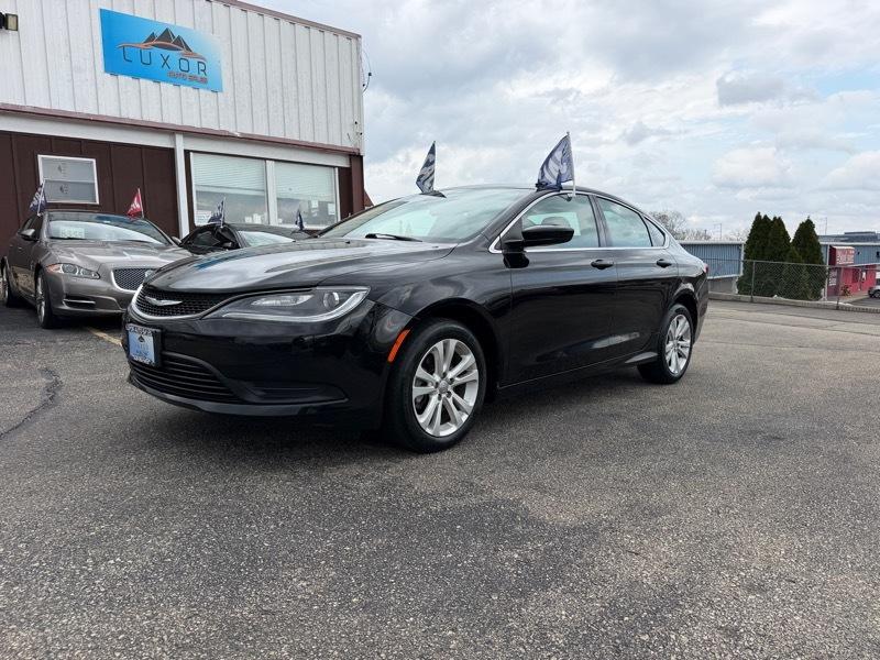 Chrysler 200 LX  2017