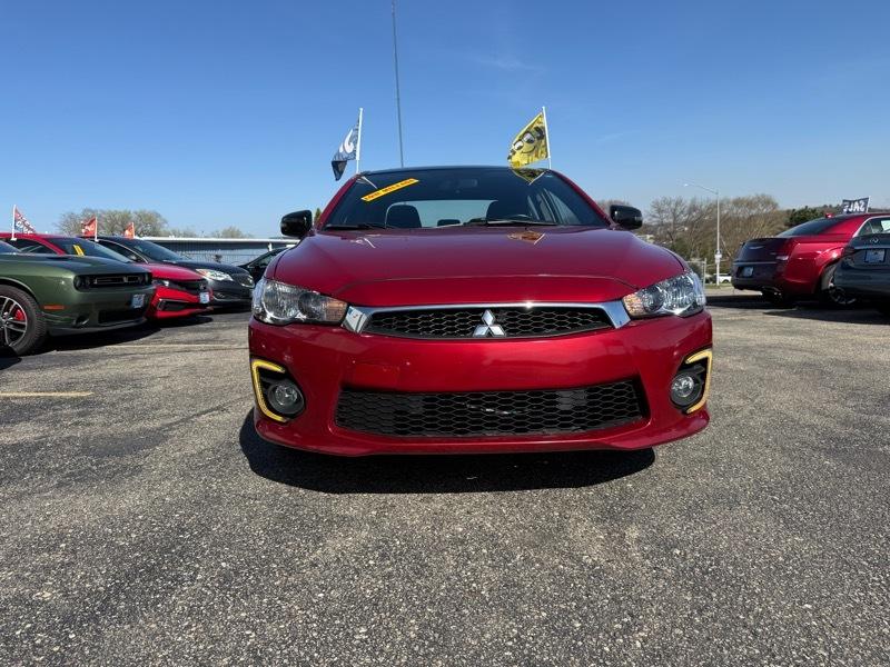 Mitsubishi Lancer ES 2017