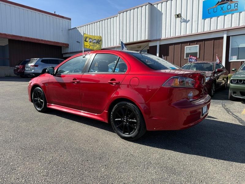 Mitsubishi Lancer ES 2017