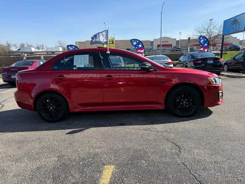 Mitsubishi Lancer ES 2017