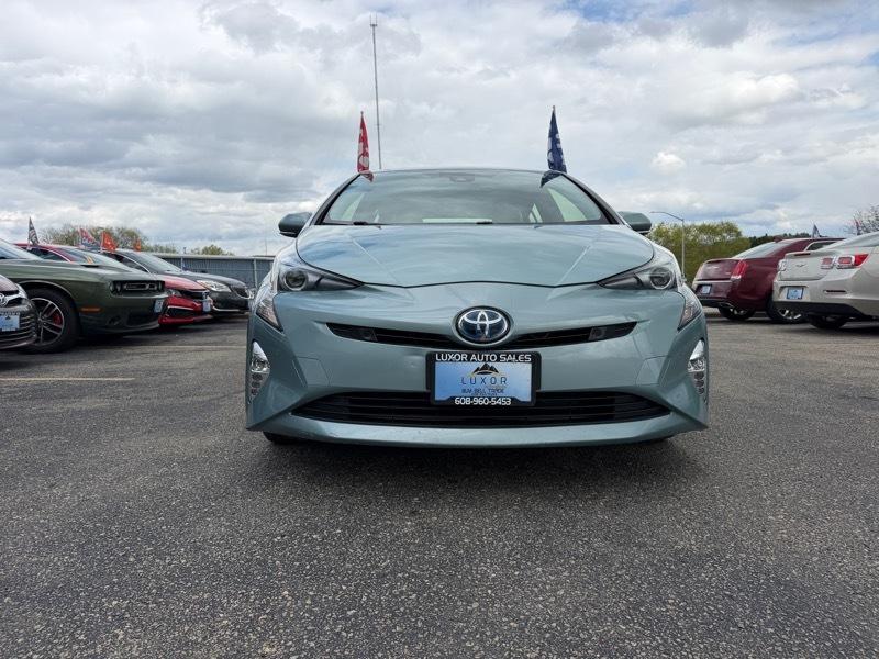 Toyota Prius Three Touring 2017