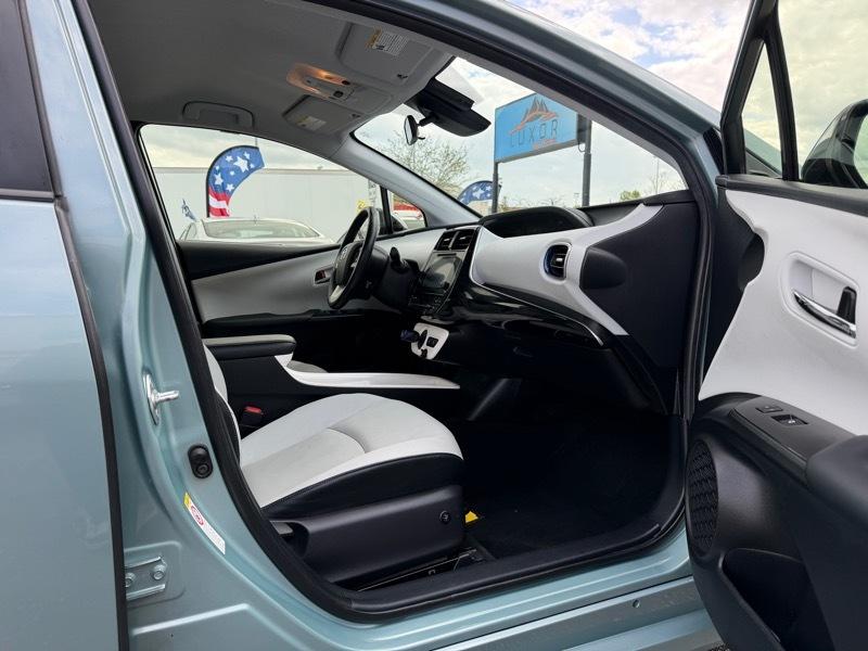 Toyota Prius Three Touring 2017