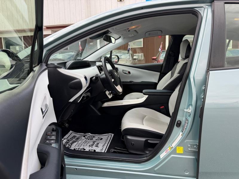 Toyota Prius Three Touring 2017