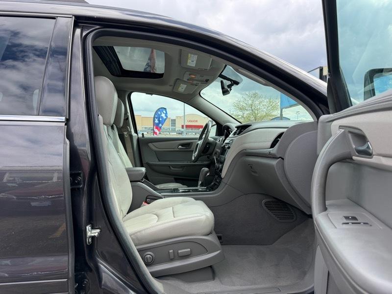 Chevrolet Traverse AWD 4dr LT 2015