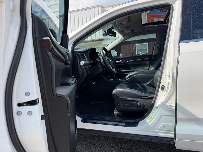 Toyota Highlander Limited AWD 2015