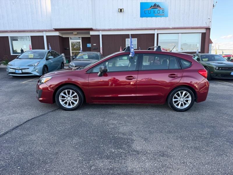 Subaru Impreza 2.0i Premium 4-Door 2013