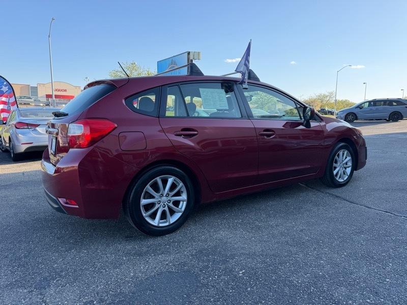 Subaru Impreza 2.0i Premium 4-Door 2013