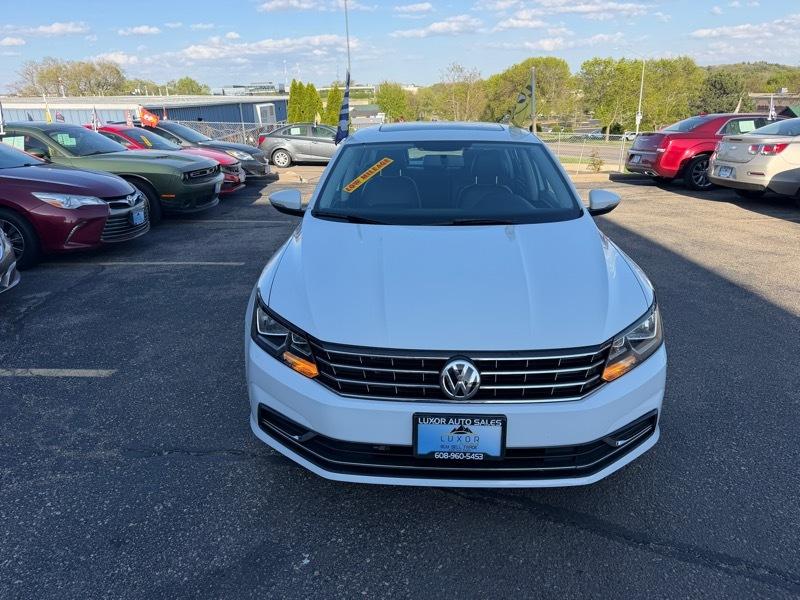 Volkswagen Passat SE 2017
