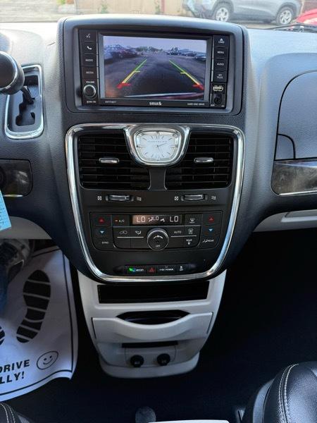Chrysler Town & Country Touring 2015
