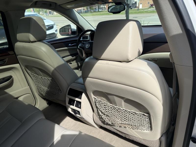 Cadillac SRX AWD Performance Collection 2013