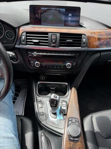 BMW 320i xDrive Base 2015