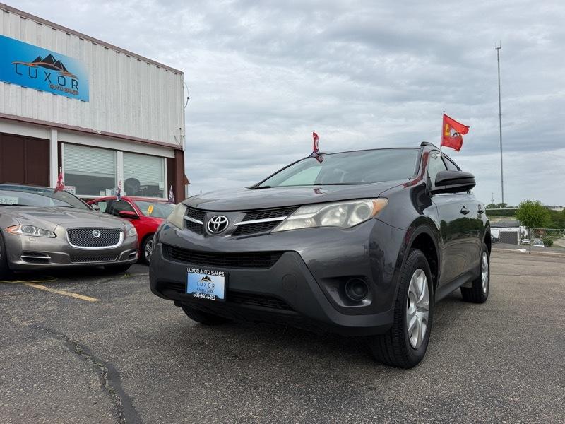 Toyota RAV4 LE 2013