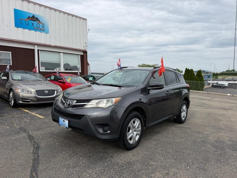 Toyota RAV4 LE 2013