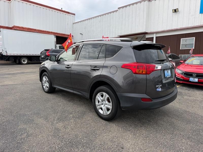 Toyota RAV4 LE 2013