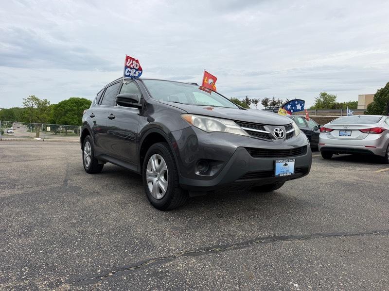Toyota RAV4 LE 2013
