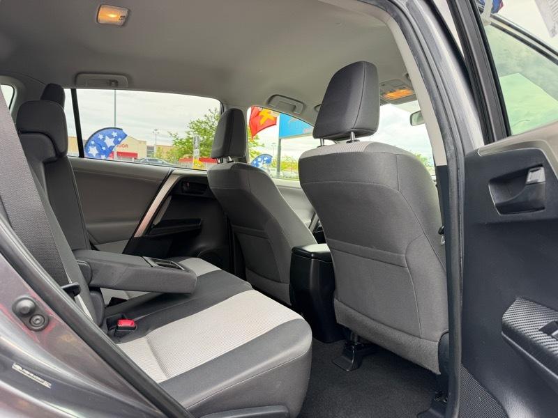 Toyota RAV4 LE 2013