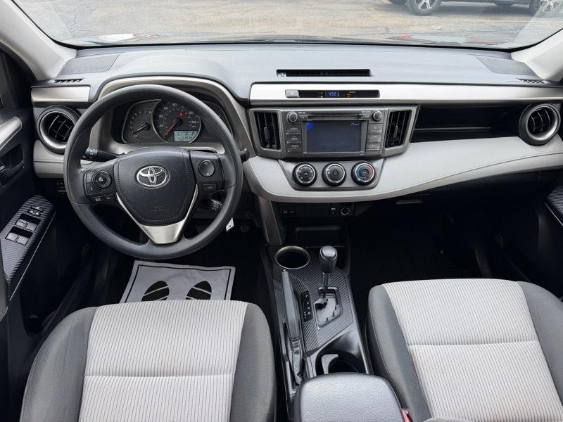 Toyota RAV4 LE 2013