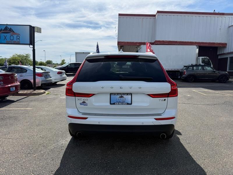 Volvo XC60 T6 Momentum AWD 2021