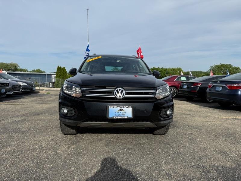 Volkswagen Tiguan S 2016