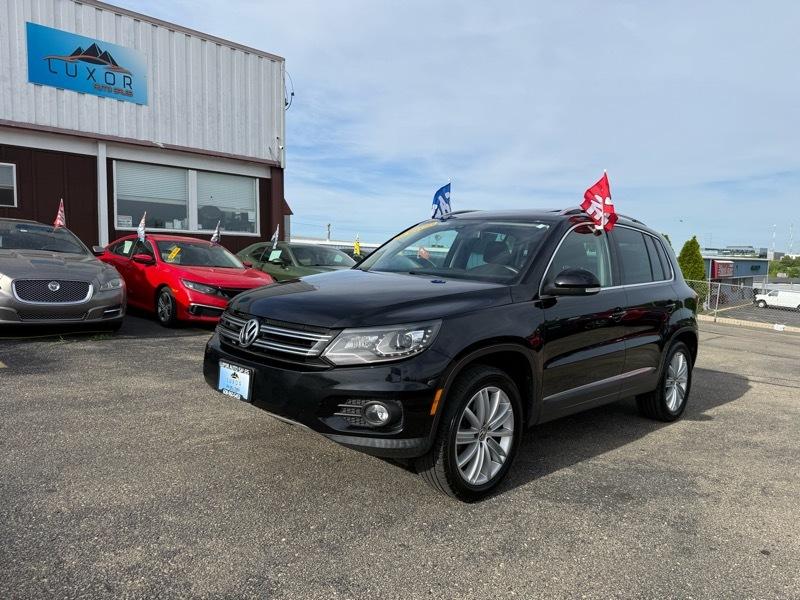 Volkswagen Tiguan S 2016
