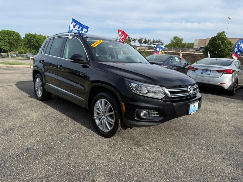 Volkswagen Tiguan S 2016
