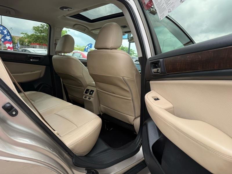 Subaru Outback 2.5i Limited 2015