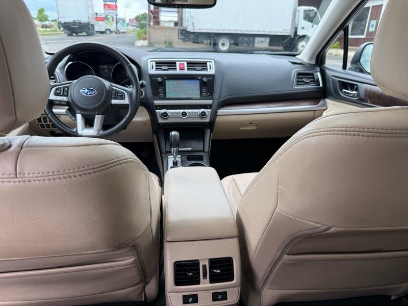 Subaru Outback 2.5i Limited 2015