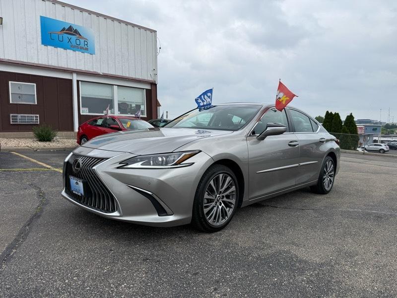 Lexus ES 250 Base 2021