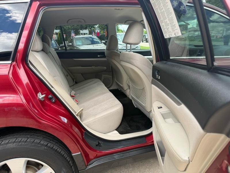 Subaru Outback 2.5i Premium 2013