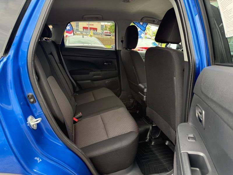 Mitsubishi Outlander ES 2019