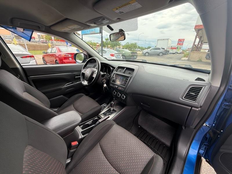 Mitsubishi Outlander ES 2019