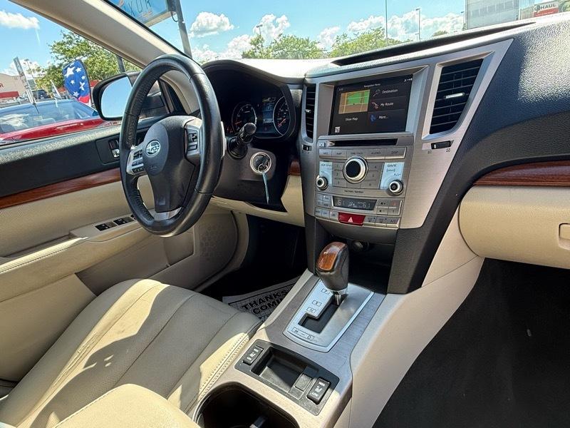 Subaru Outback 2.5i Limited 2013