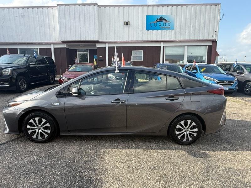 Toyota Prius Prime LE 2020