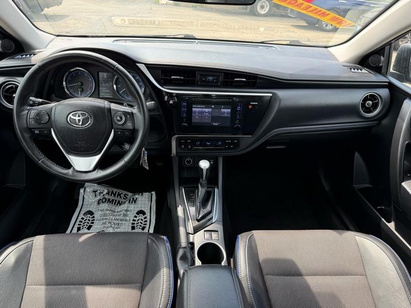 Toyota Corolla SE 2017