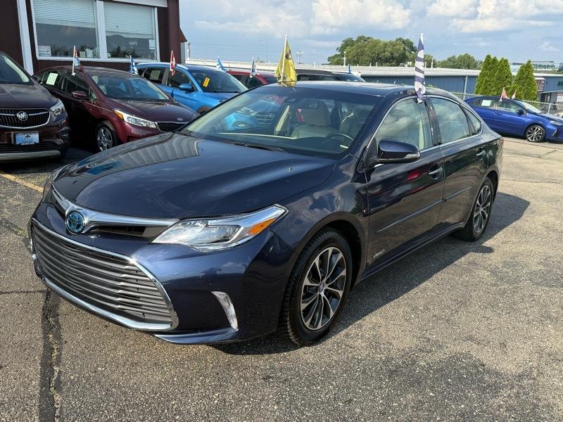 Toyota Avalon Hybrid XLE Premium 2018