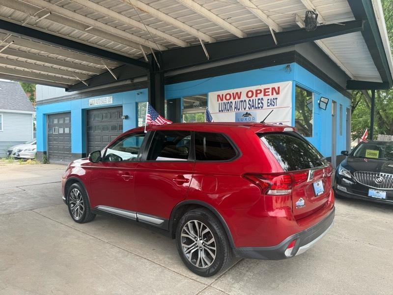 Mitsubishi Outlander SE AWD 2016