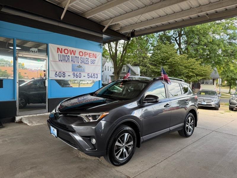 Toyota RAV4 XLE AWD 2018