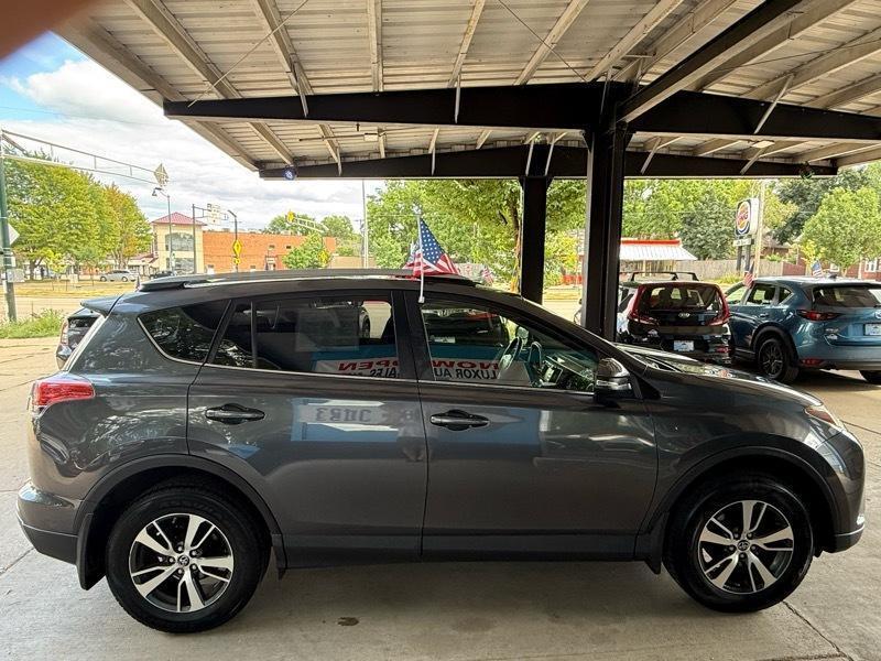 Toyota RAV4 XLE AWD 2018