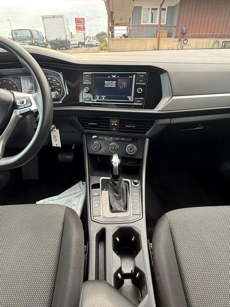 Volkswagen Jetta S 2020