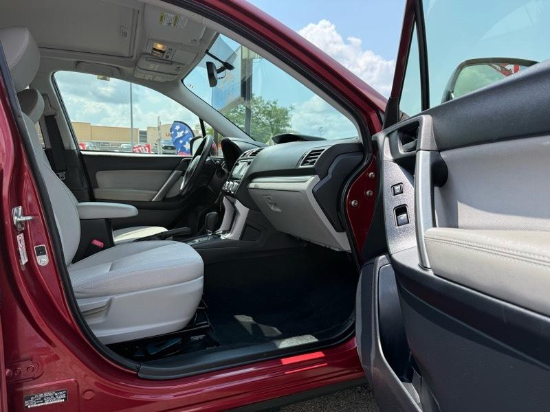 Subaru Forester 2.5i Premium 2016