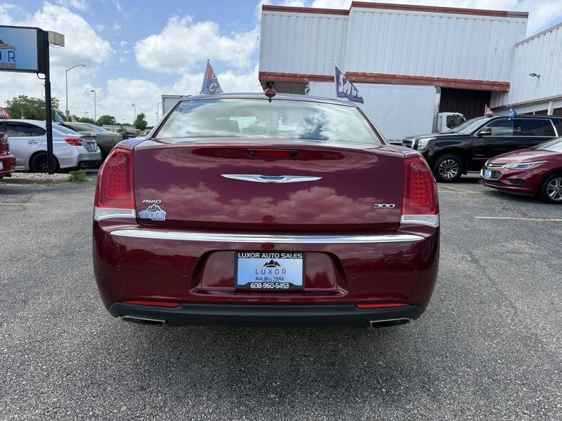 Chrysler 300 Limited AWD 2018