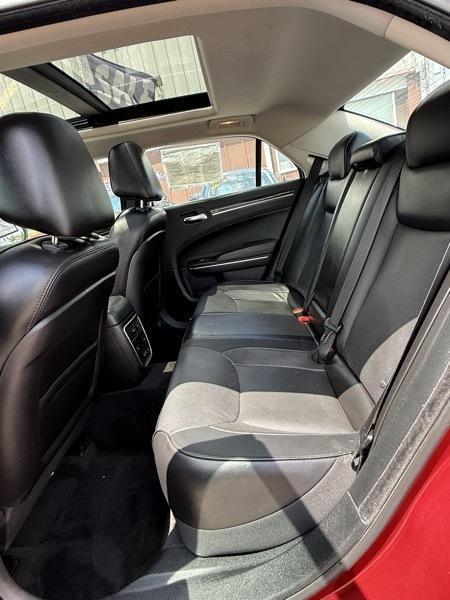 Chrysler 300 Limited AWD 2018