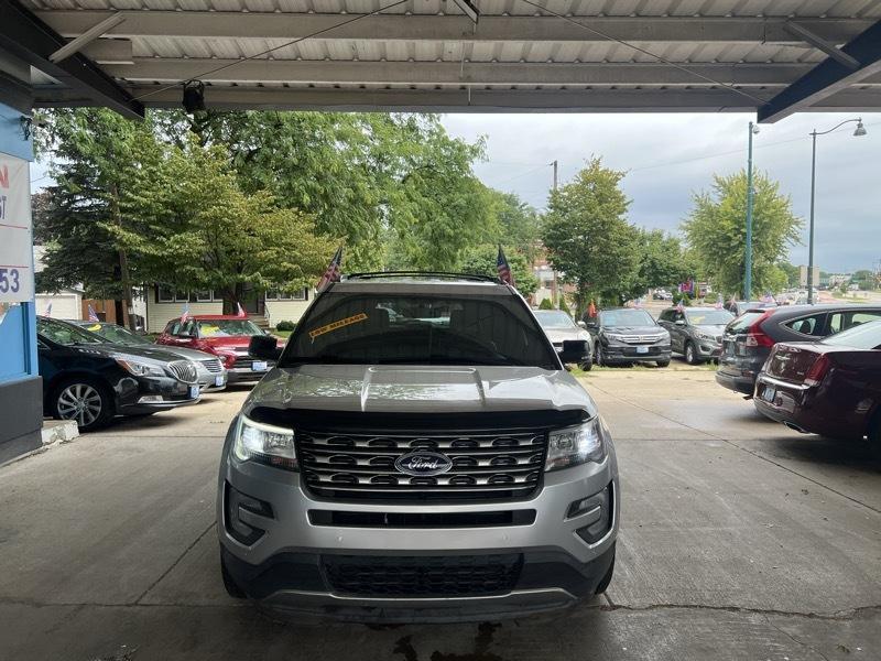 Ford Explorer XLT 4WD 2017