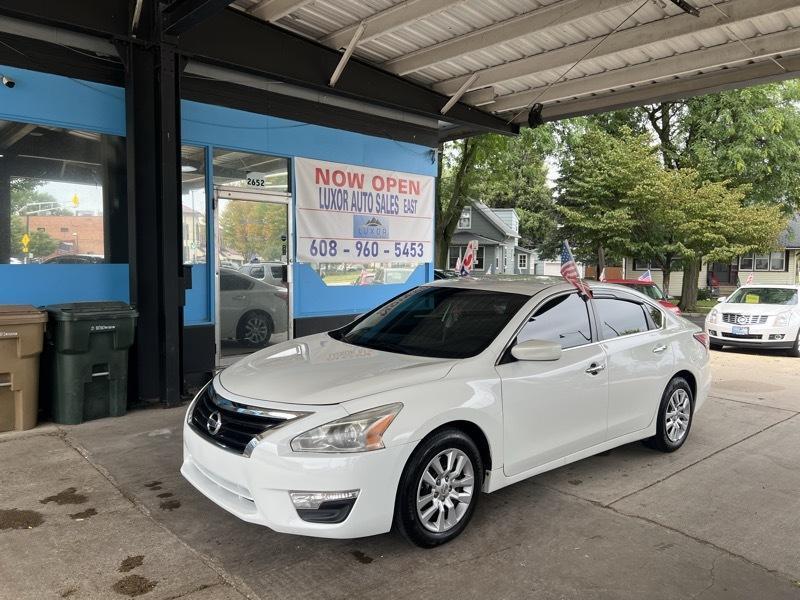 Nissan Altima 2.5 S 2015